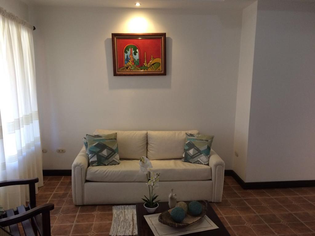 Apartotel Don Luis San Antonio De Belen Zimmer foto